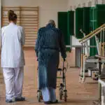 chronique-mort-euthanasie-dewaele&de smet-toloblagueur.com-shutterstock