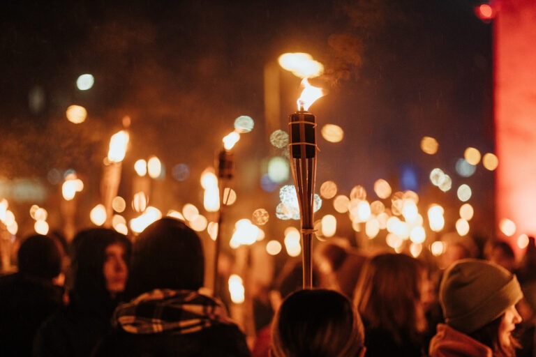 flambeaux